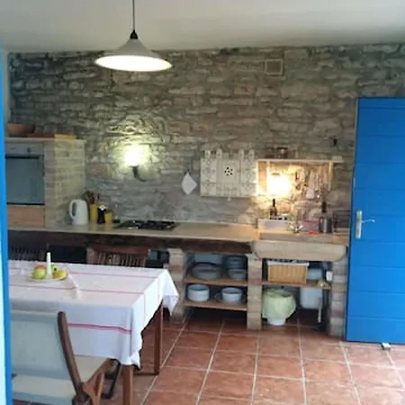 Modern In 90 M² Zambratija (Istria)